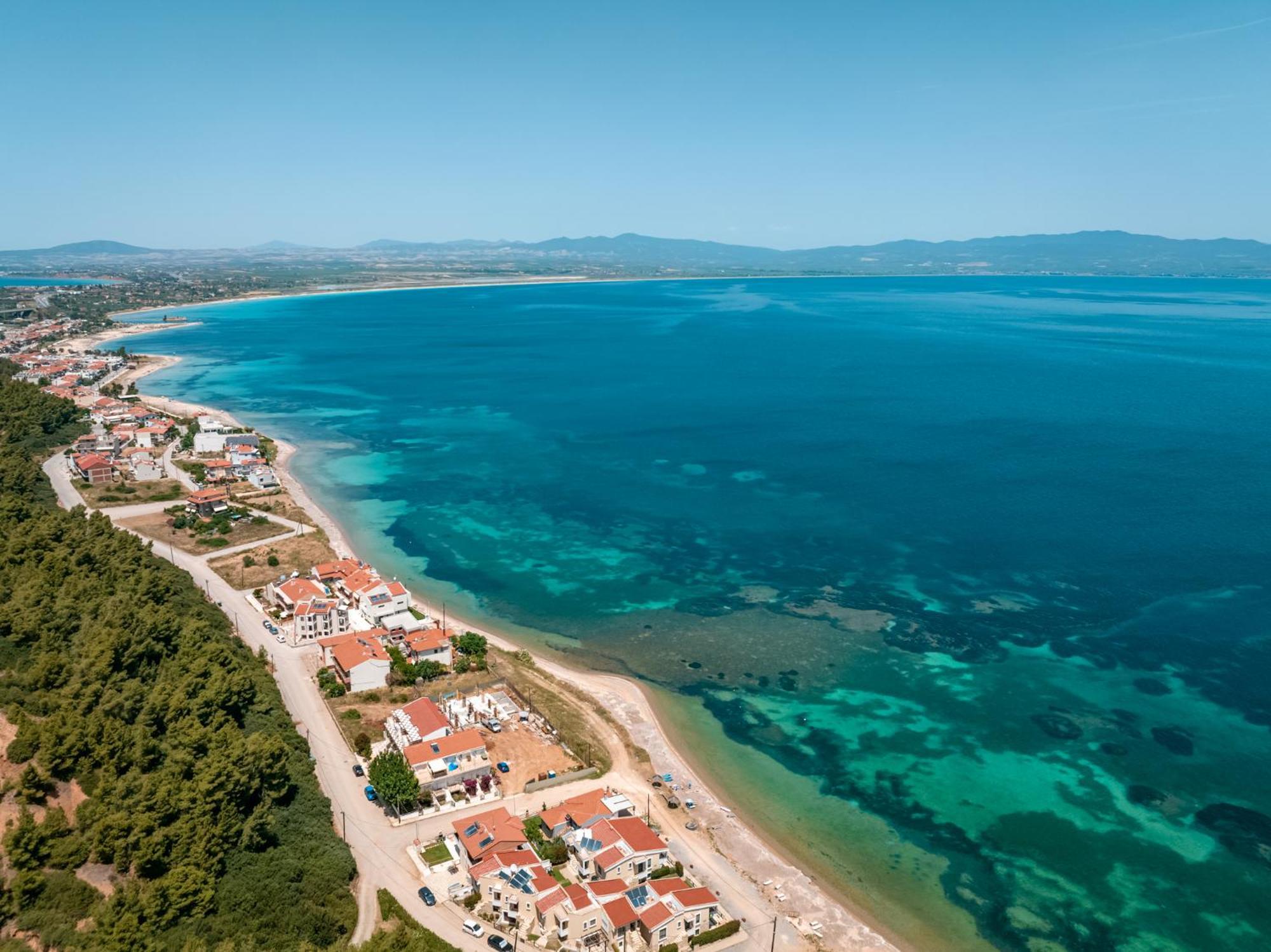Azzurro E Verde By Rentalspro - Nea Potidaia Halkidiki ネア・ポティダイア エクステリア 写真